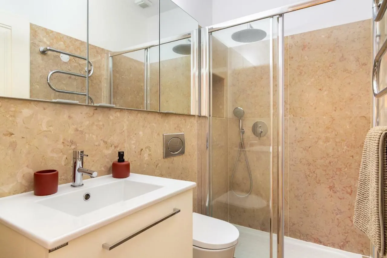 Whome | Mouraria Deluxe Apartment Lisbon