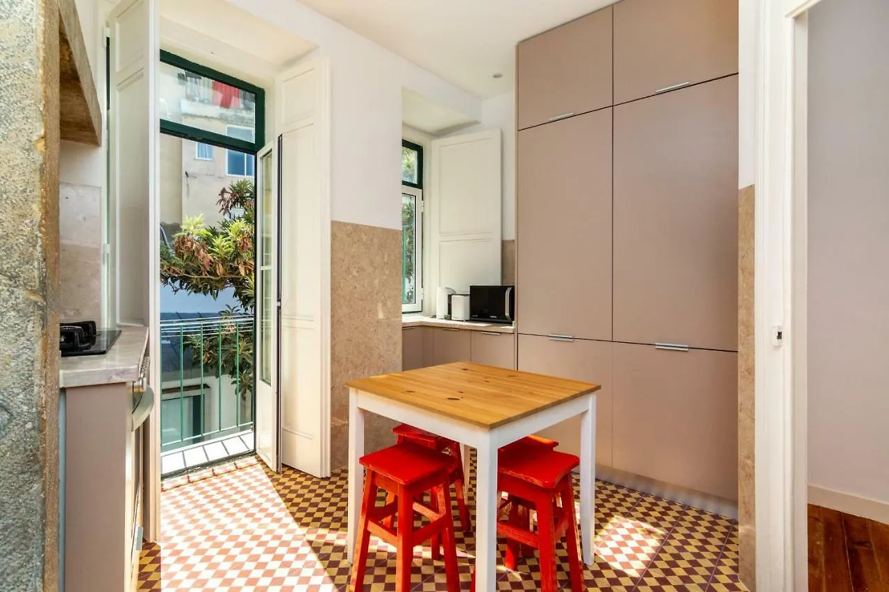 Whome | Mouraria Deluxe Apartment Lisbon Portugal