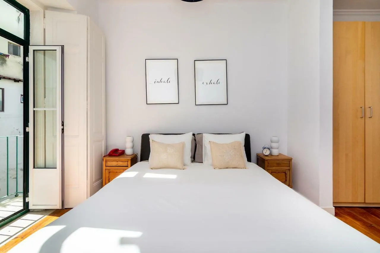 Whome | Mouraria Deluxe Apartment Lisbon